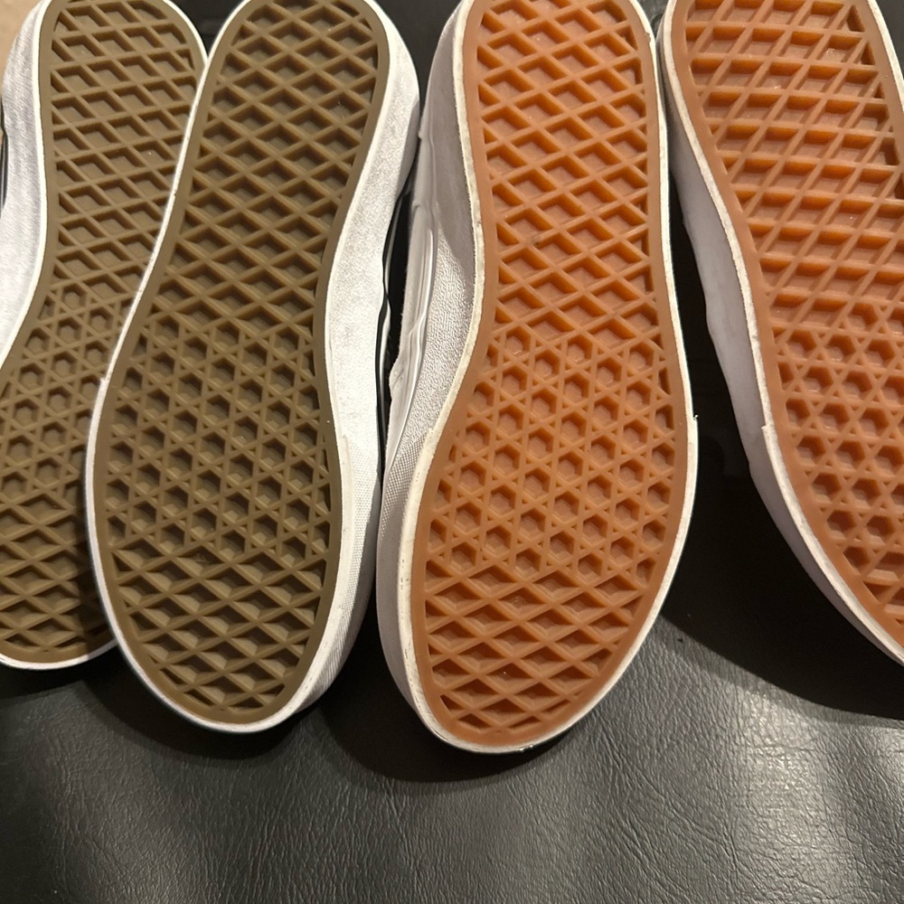 Vans! Vans!